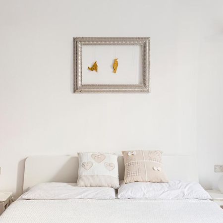 Comfy Apartment In Corso Como Milan Luaran gambar